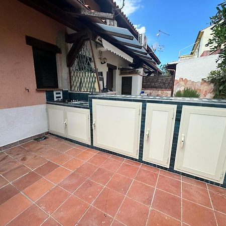 Appartamento I Geranei Centro San Teodoro  Esterno foto