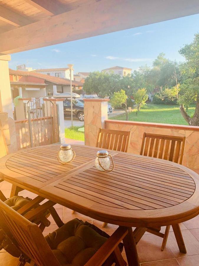 Appartamento I Geranei Centro San Teodoro  Esterno foto