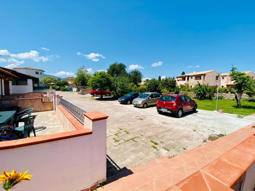 Appartamento I Geranei Centro San Teodoro  Esterno foto
