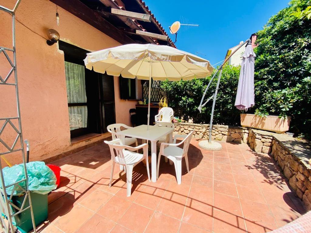 Appartamento I Geranei Centro San Teodoro  Esterno foto