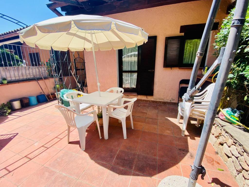 Appartamento I Geranei Centro San Teodoro  Esterno foto