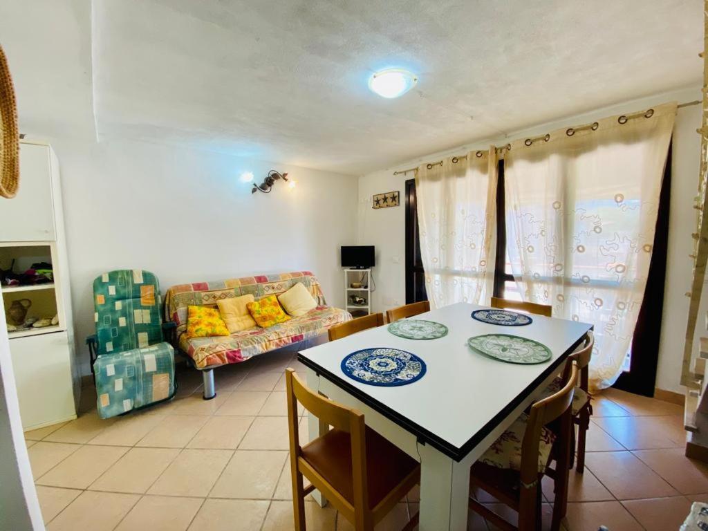 Appartamento I Geranei Centro San Teodoro  Esterno foto