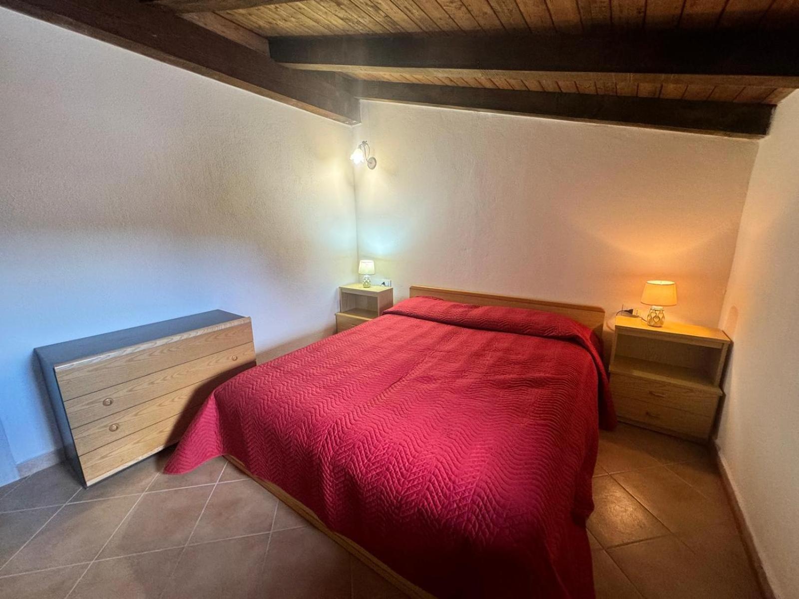 Appartamento I Geranei Centro San Teodoro  Esterno foto
