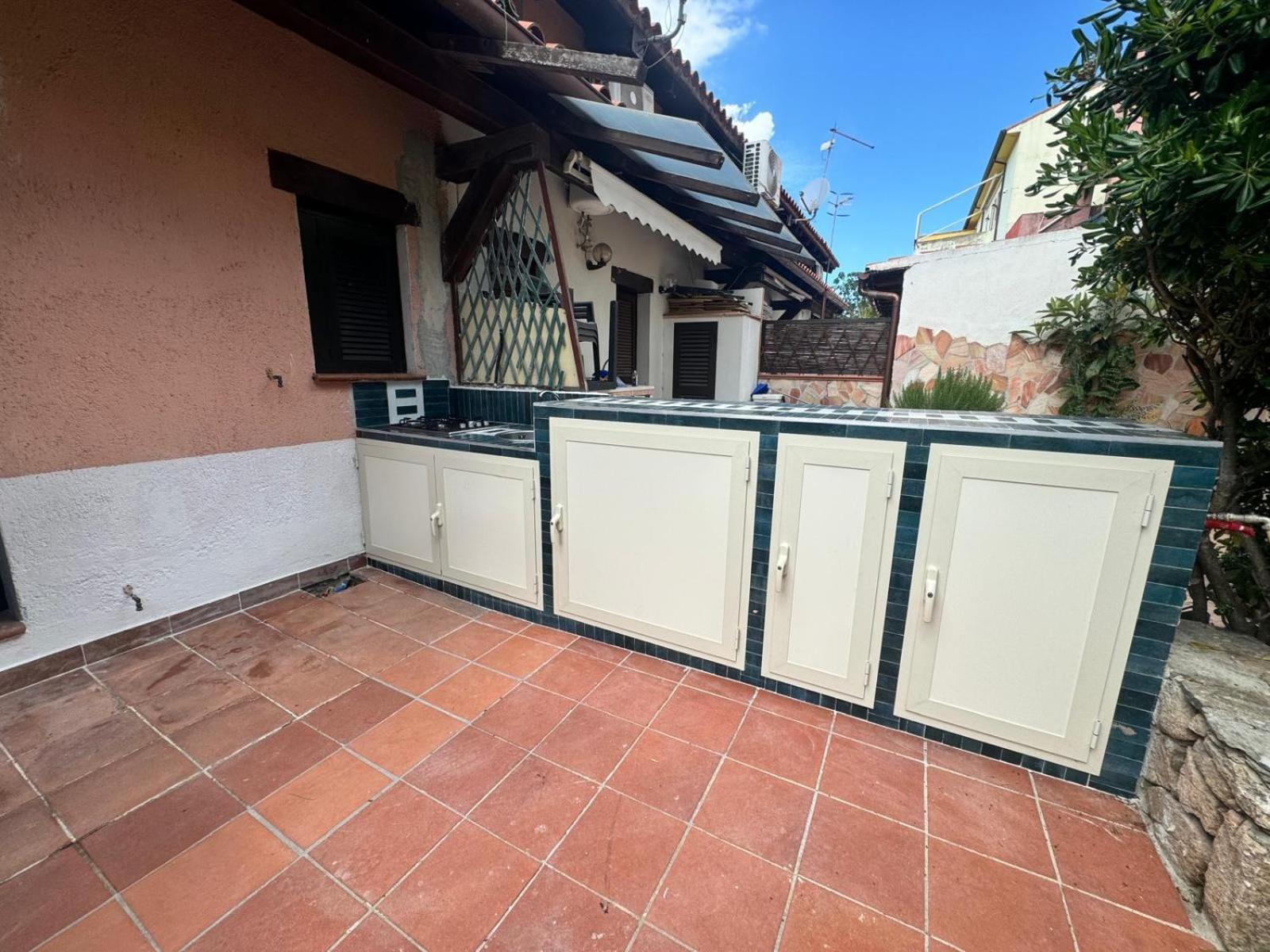 Appartamento I Geranei Centro San Teodoro  Esterno foto
