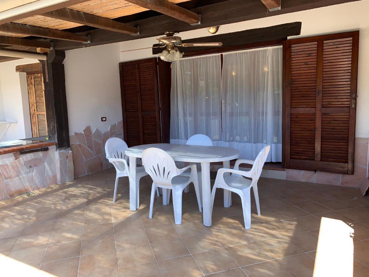 Appartamento I Geranei Centro San Teodoro  Esterno foto